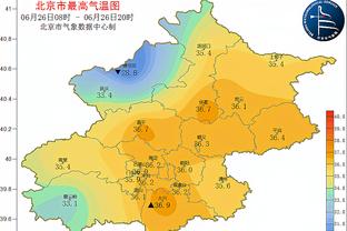 表现高效！里夫斯半场替补出战6投5中得到11分 次节独得9分